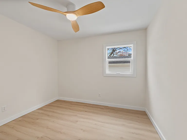 9401 Romancoke Rd — Photo 10