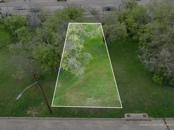 1173 E Oleander St, Fort Worth, TX 76104
