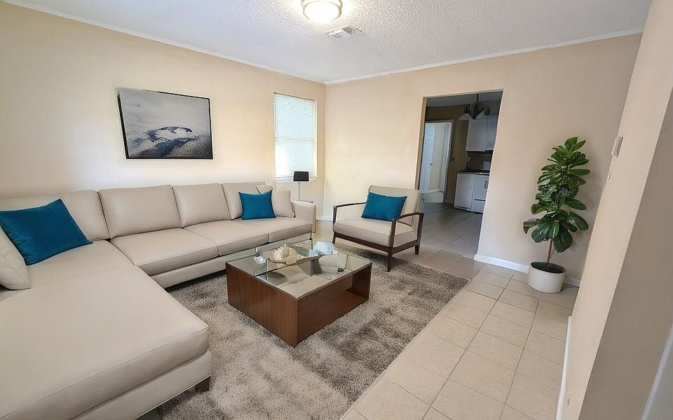 Living room - Staging for reference