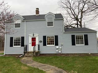 15551 Central Dr, Monroe, MI 48161