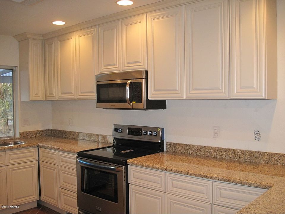 1st image of 6612 W Mercer Ln