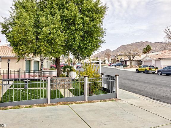 4th image of 1595 Tangerine Rose Dr