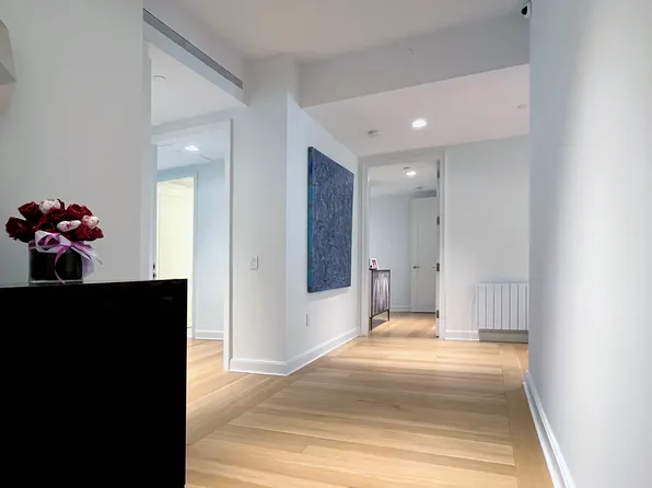 1289 Lexington Avenue image 12 of 36