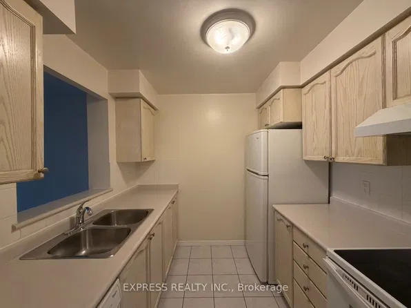 29 Pemberton Ave, Toronto, ON