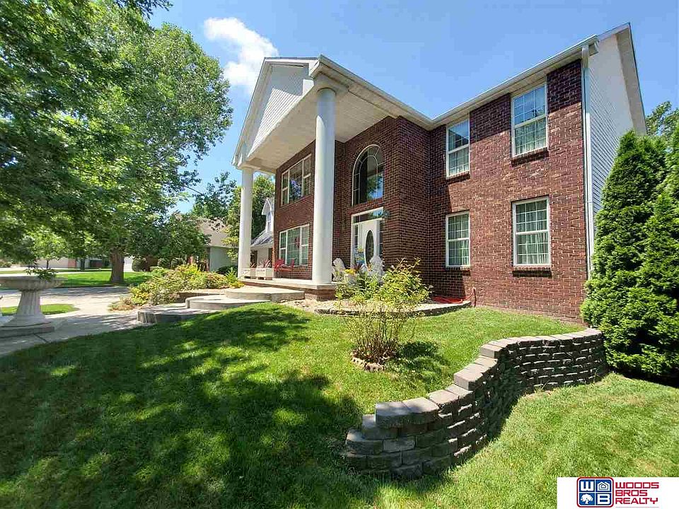 110 Regency Dr, Beatrice, NE 68310 Zillow