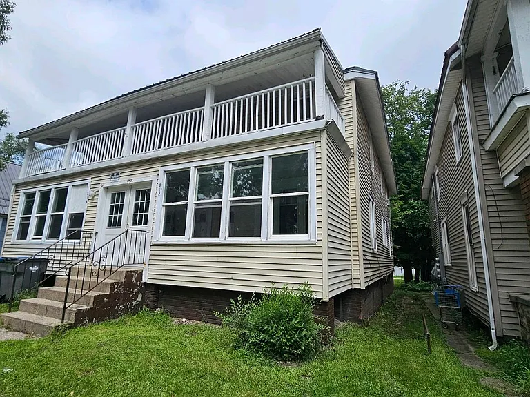 512 W Marion St #B — Photo 1