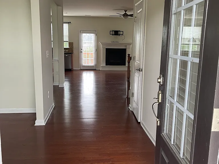 5736 Hurkett Ct — Photo 25