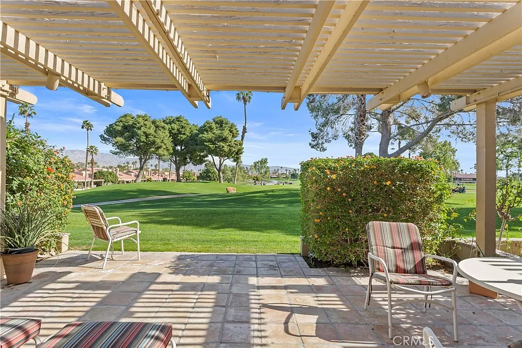 2 bed, 1808 sqft, $4,150 — Photo 3