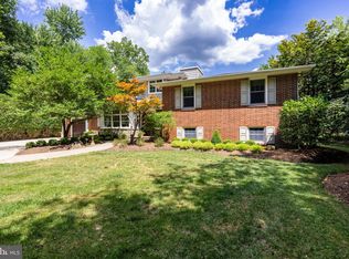 528 N Elmwood Rd, Marlton, NJ 08053
