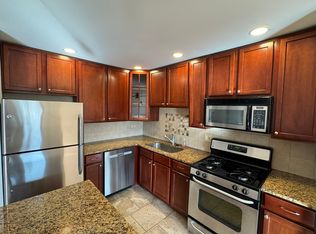 432 N Wilke Rd APT 202, Palatine, IL 60074