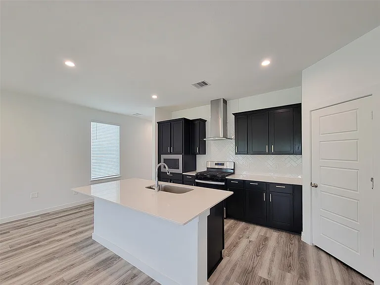 3225 Creston Gate Dr — Photo 6