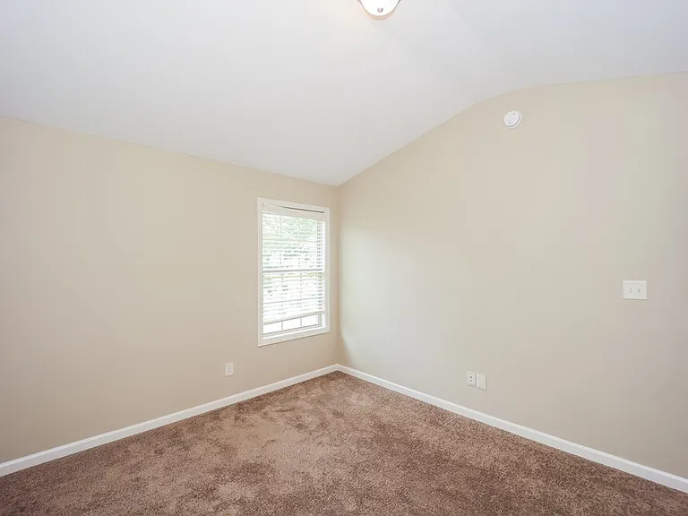 114 Saint Charles Pl — Photo 13
