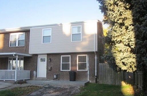 2nd image of 409 Selma St