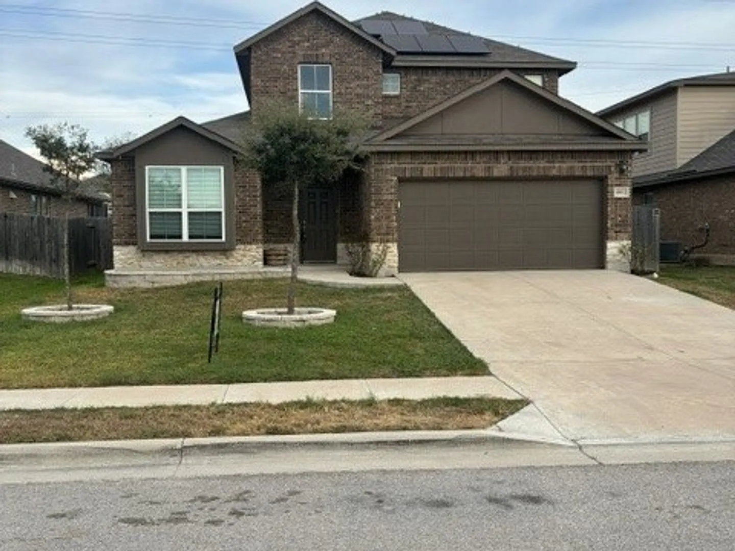 Spacious home in beautiful sudivision — Photo 1