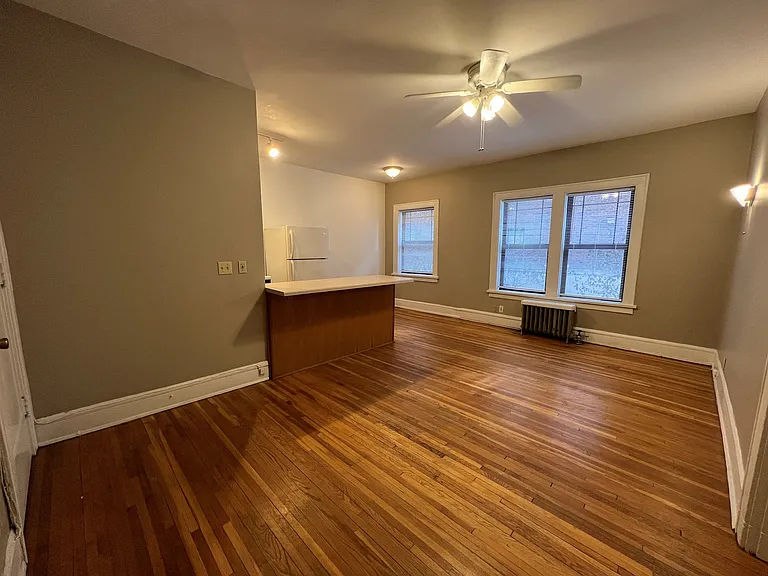Stevens Square Apartments — Photo 21