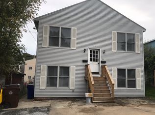 39 Pickering St, Fall River, MA 02720