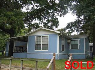 10080 Pecan Ave, Chandler, TX 75758