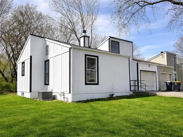 9516 Manning Ave, Kansas City, MO 64134