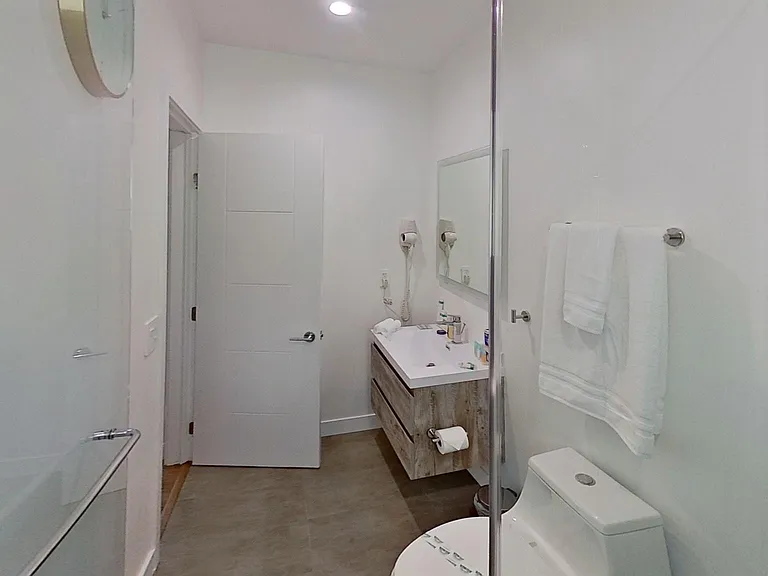 10863 Kling St #1 — Photo 23