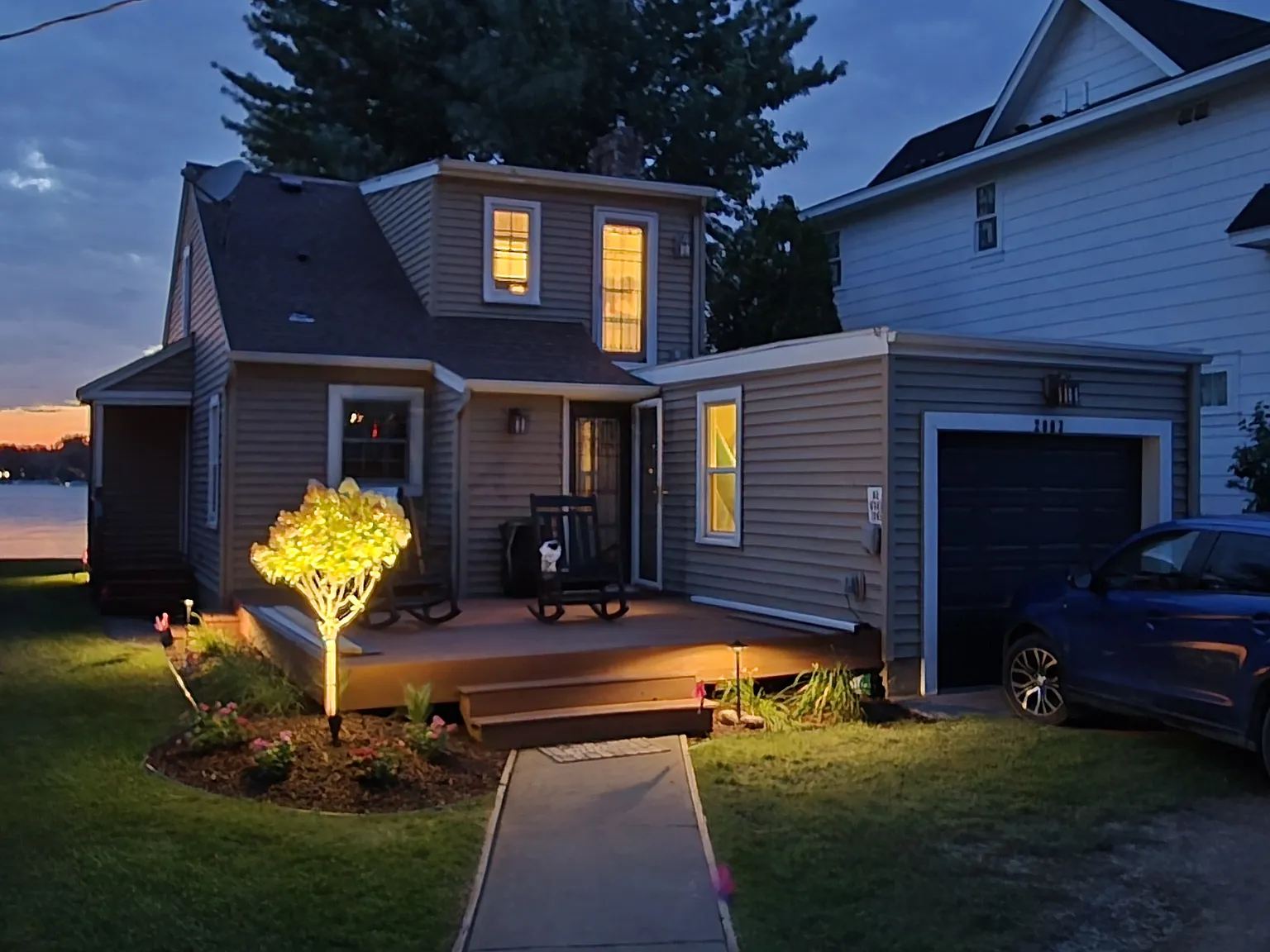 3 bed, 1.5 bath, 1229 sqft, $2,995 — Photo 4