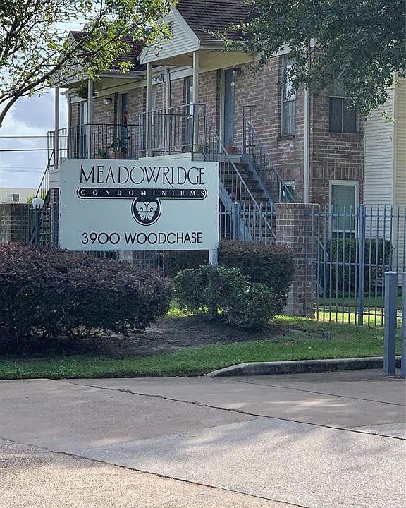 1st image of 3900 Woodchase Dr APT 56