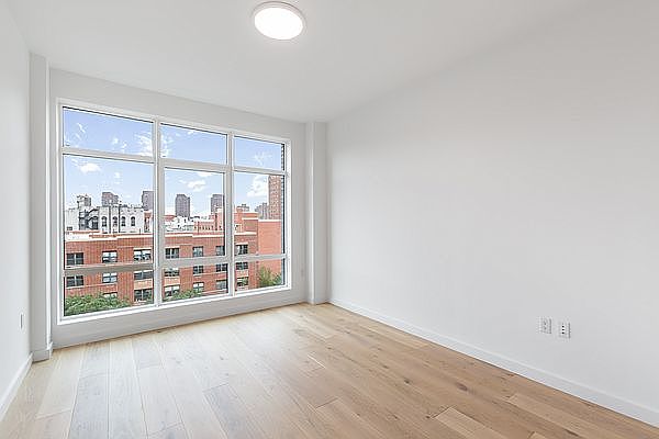 1st image of 1516 Park Ave #2E