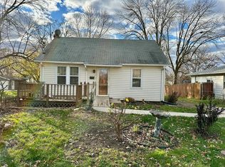 706 S Prairie St, Jerseyville, IL 62052