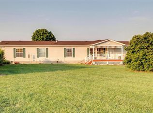 17796 Salem Rd, Grafton, IL 62037