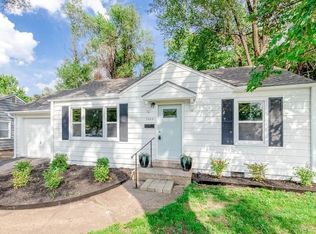 7605 Robinson St, Overland Park, KS 66204