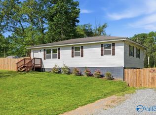 216 May Apple Rd SW, Arab, AL 35016
