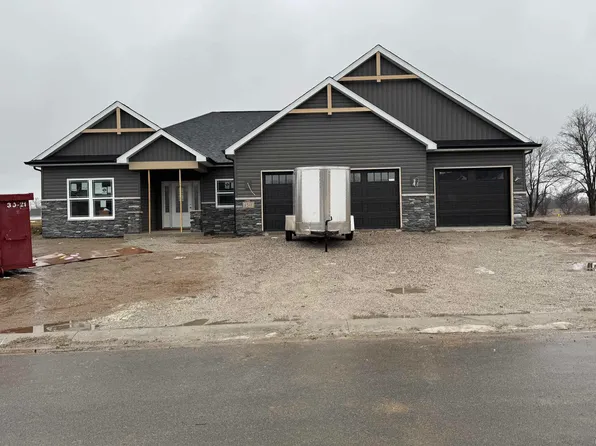 1511 Pyke Grove Pass, Huntertown, IN 46748