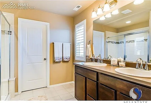 8774 Windy Plains Ct — Photo 15