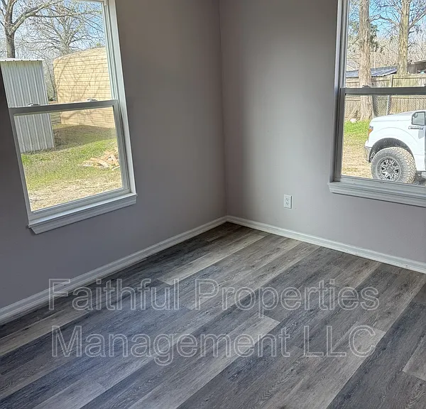 13142 Big Oak Bay Rd — Photo 6