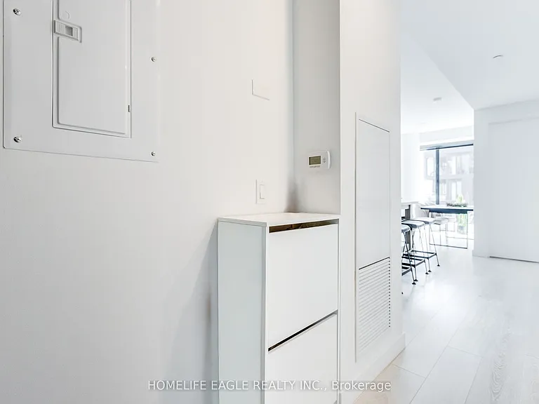 505 Richmond St W #827 — Photo 4