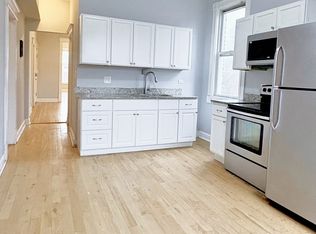 208 N Kolin Ave APT 3, Chicago, IL 60624
