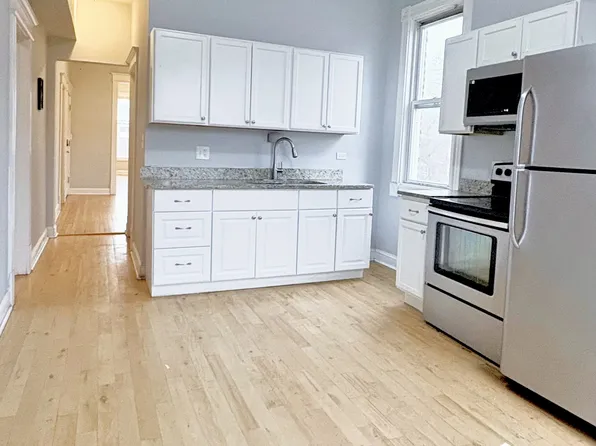 208 N Kolin Ave APT 3, Chicago, IL 60624