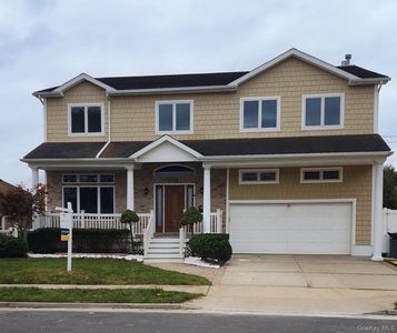 3328 Woodward Street, Oceanside, NY, 11572