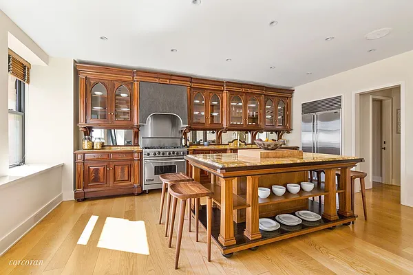 Sold by Corcoran | media 4