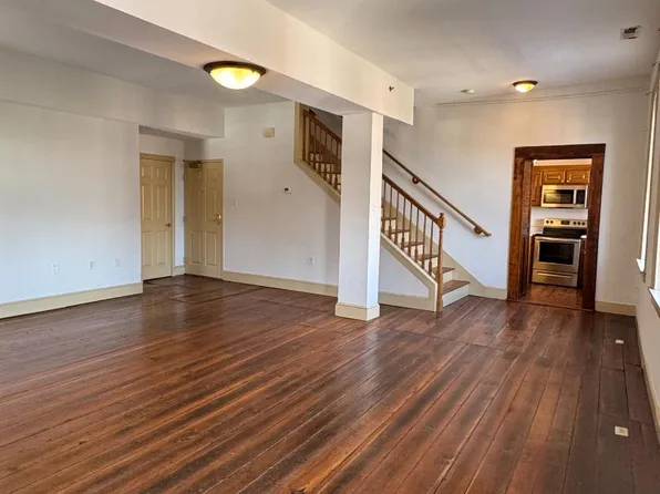 26B W Old St #F, Petersburg, VA 23803