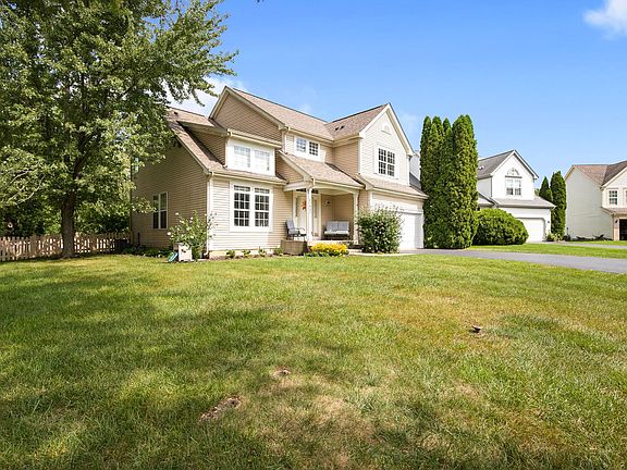 2nd image of 6233 Formoor Ln