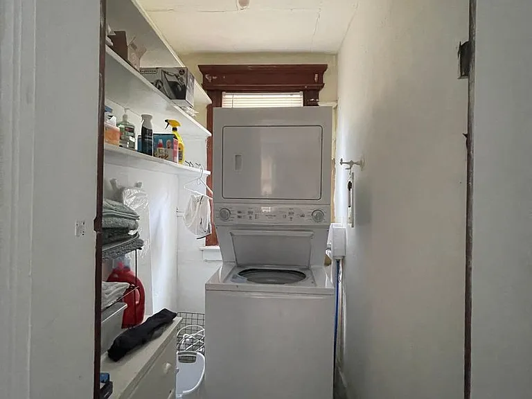 23-25 Woodland Street — Photo 10