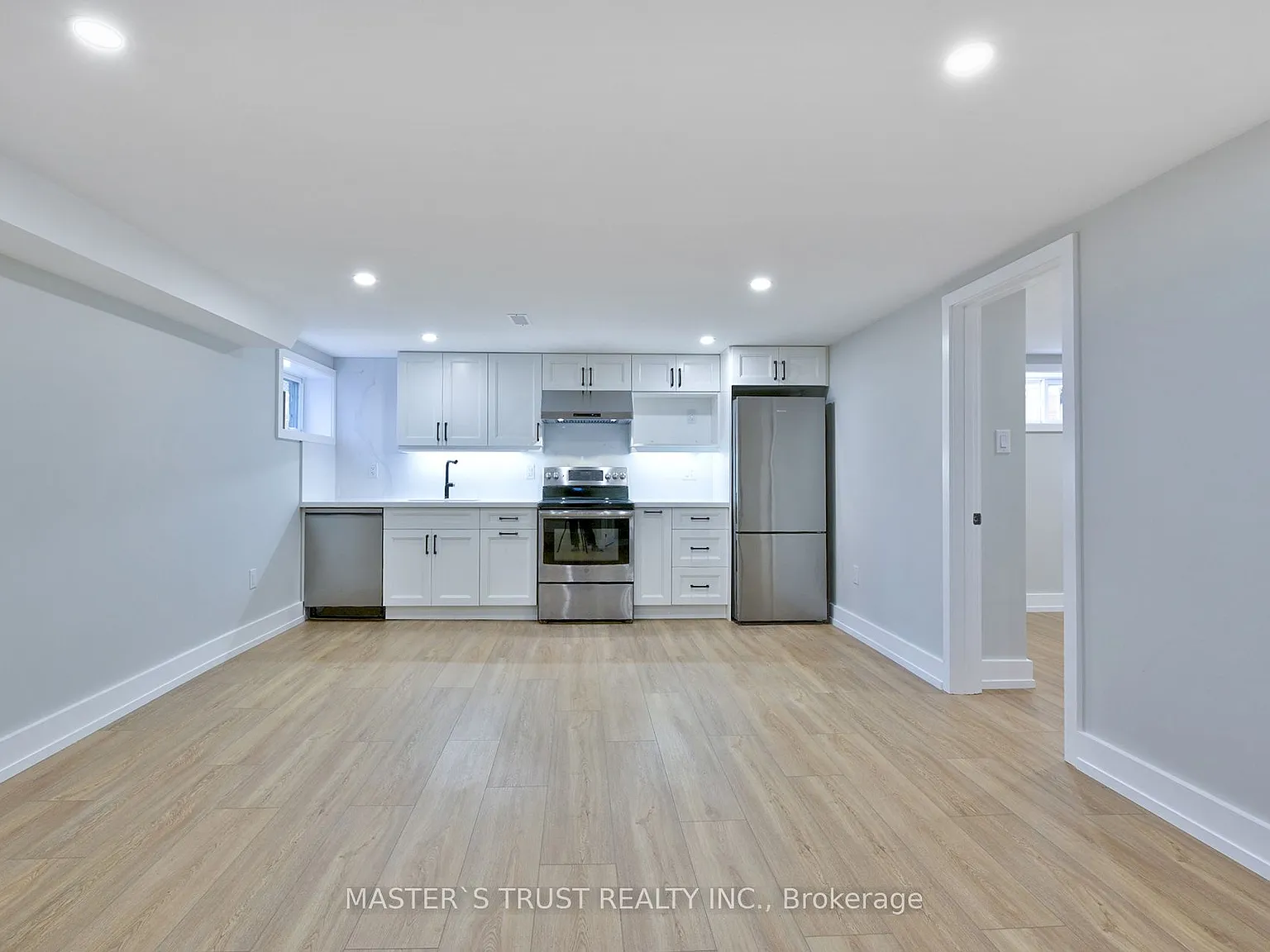2 bed, $2,300 — Photo 2
