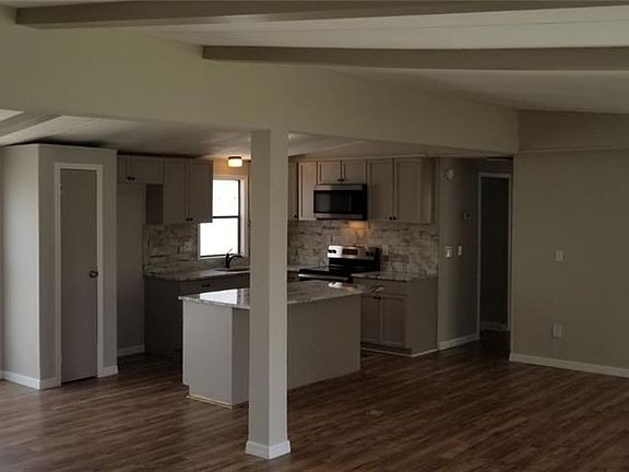 3rd image of 1064 Mary Frances Dr