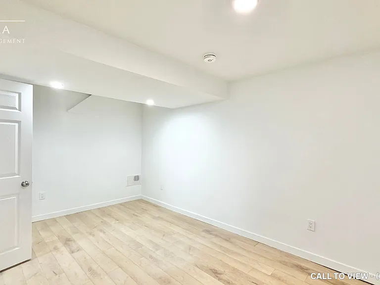 1006 White Clover Way #A-2 — Photo 4