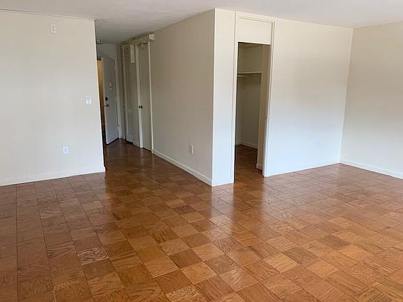 4th image of 104 Monmouth St #7