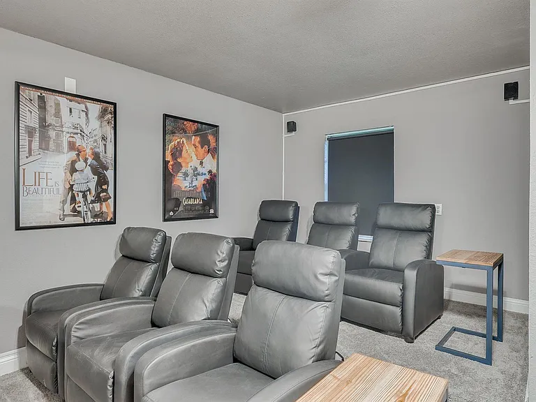 11259 Drummond Dr — Photo 3