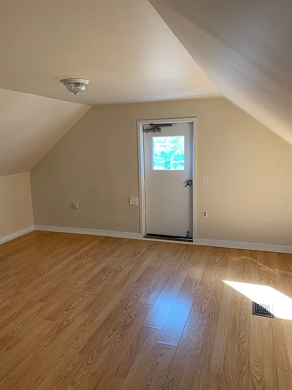 Building Photo - 42 Harvard Ave #17