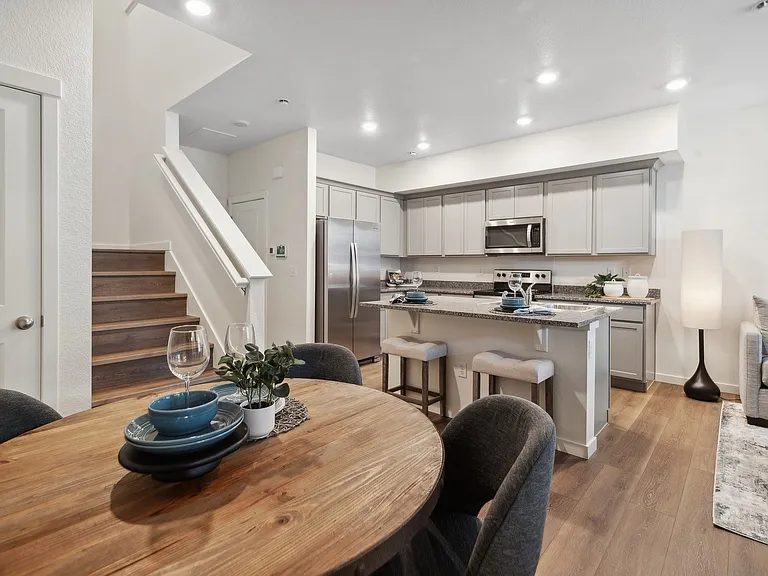 Creekside Townhomes