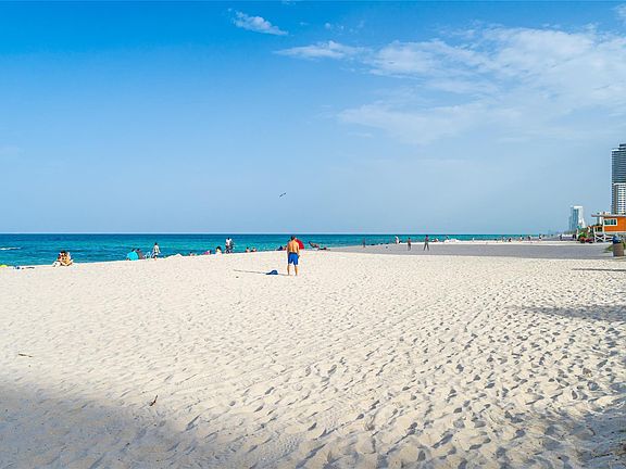 3rd image of 4001 S Ocean Drive #5J