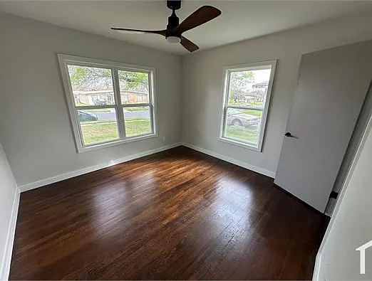 342 Saratoga Dr — Photo 9